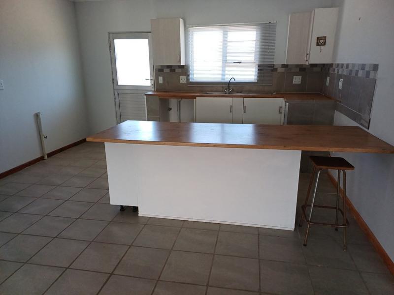 3 Bedroom Property for Sale in Perlemoenbaai Western Cape